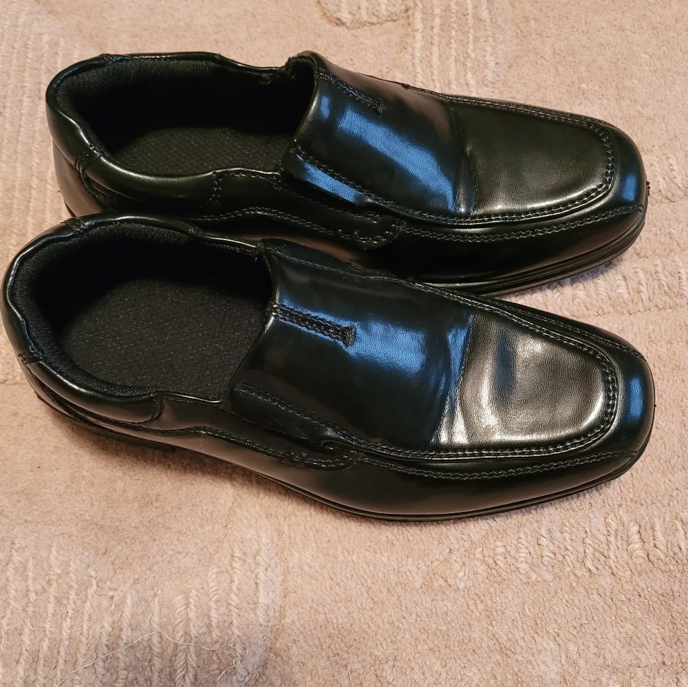 Boy's Deer Stags Wise Black Dress Loafers 13.5